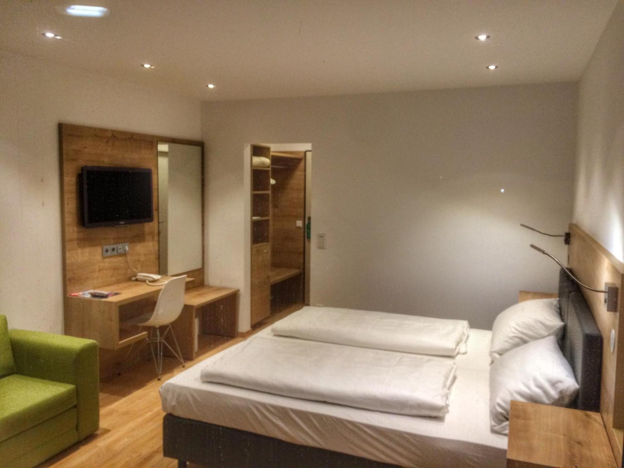 Hotel Knorz Zirndorf Pokoj fotografie